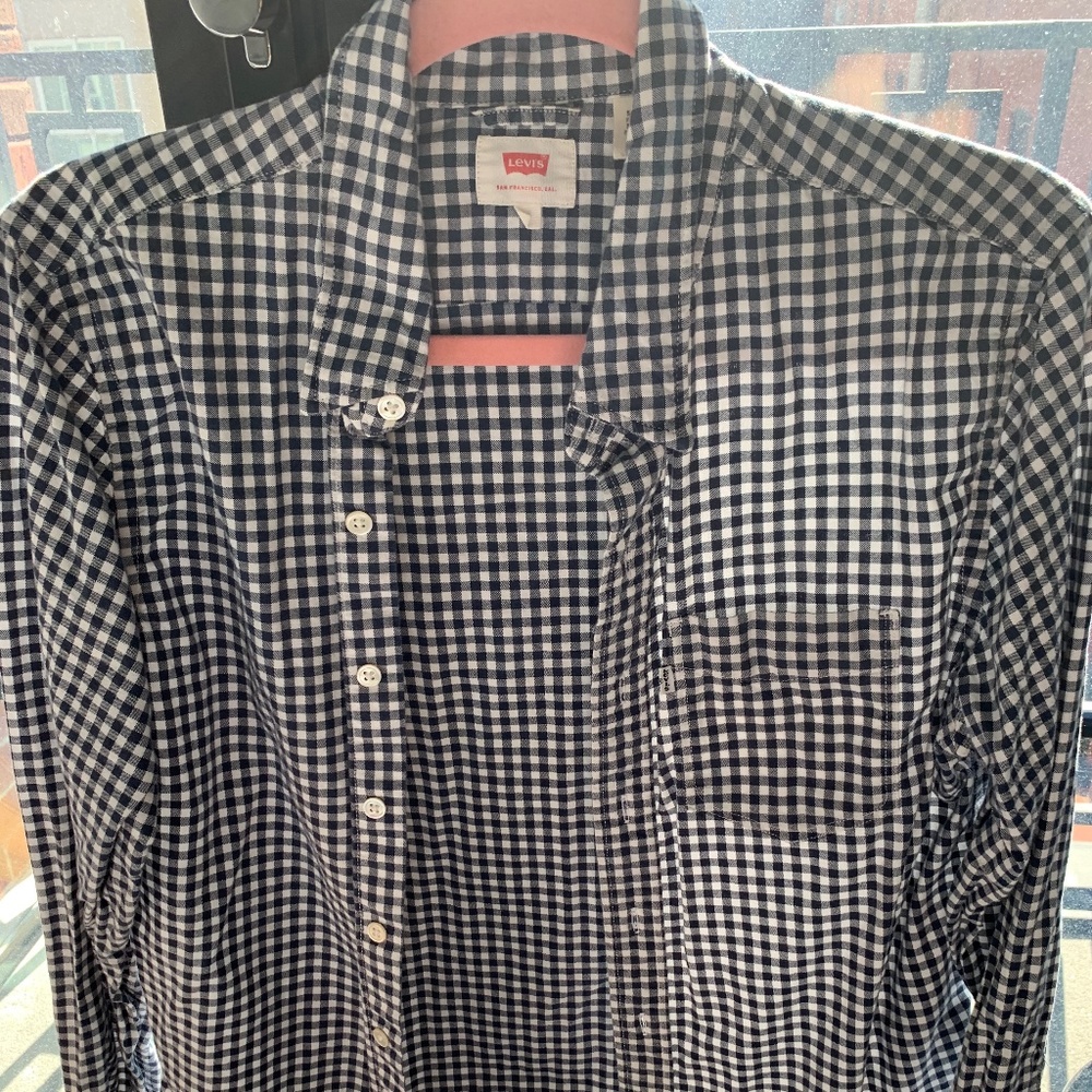 Men's Levi's button-down